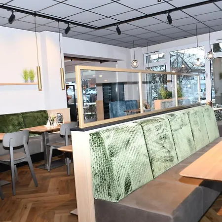 克鲁森霍夫酒店 酒店